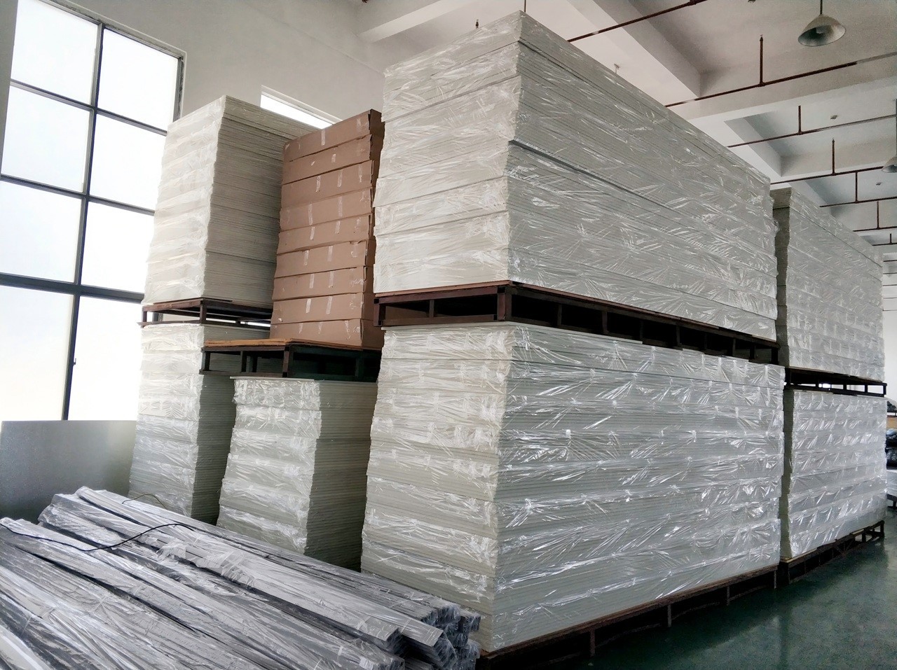 Stocking of Pre-insulated Duct Stocking of Pre-insulated Duct